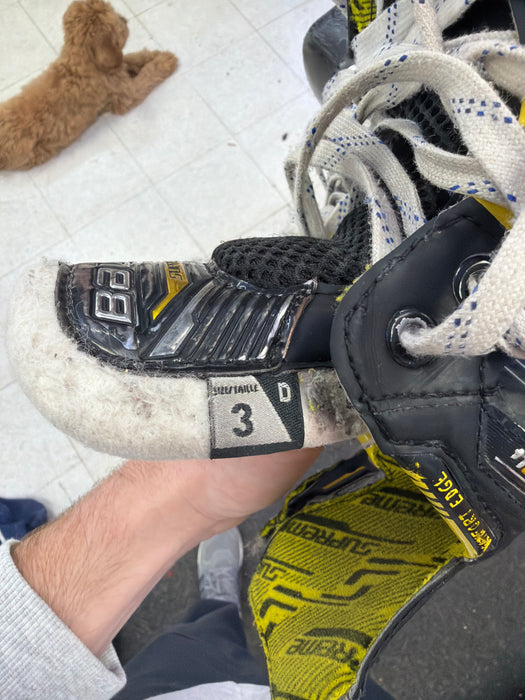 Used Bauer Supreme M4 Size 3.0D Skates
