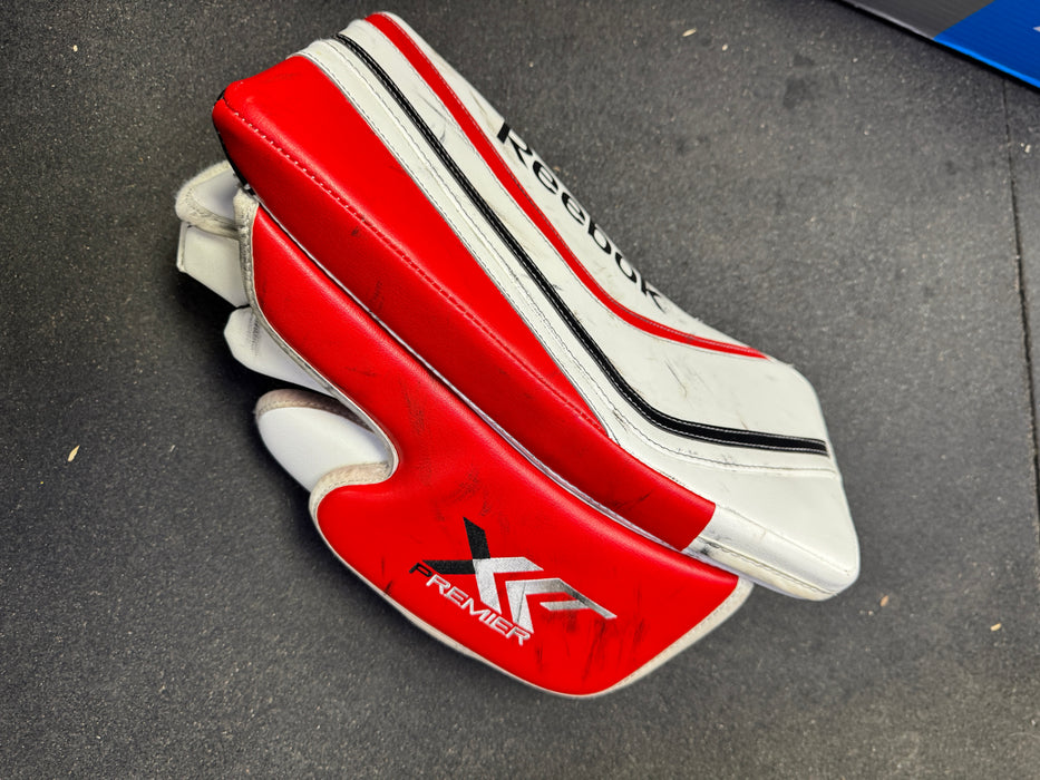 Used Reebok Premier XT Goalie Blocker Senior Regular