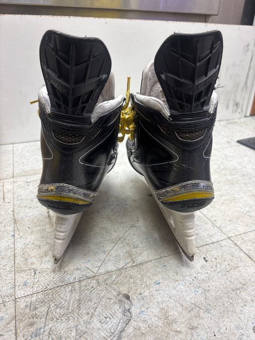 Used Bauer Supreme MX3 Size 4.0D Skates
