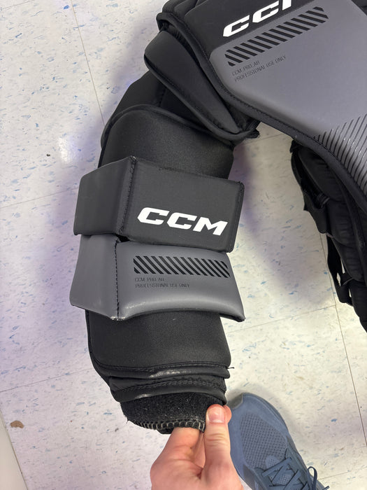 Demo CCM Pro Spec Senior Fit 1 Chest Protector