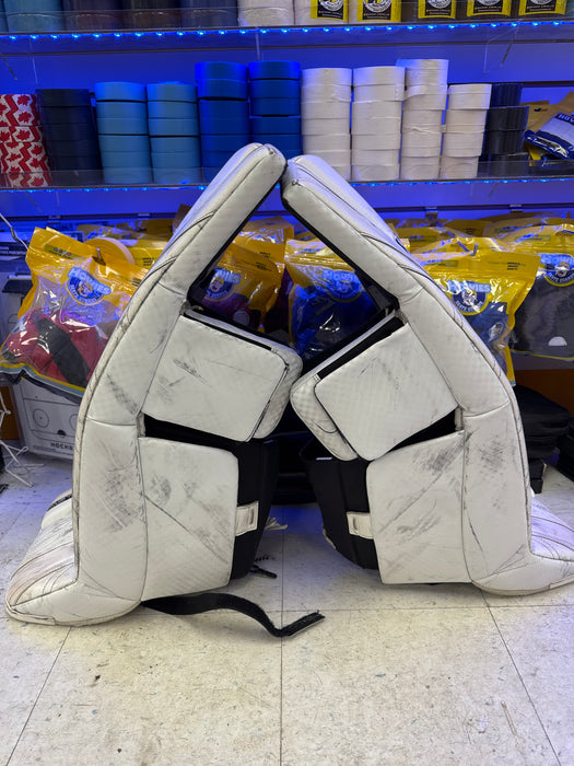 Used Brian’s Gnetik X 31+1” Goalie Pads