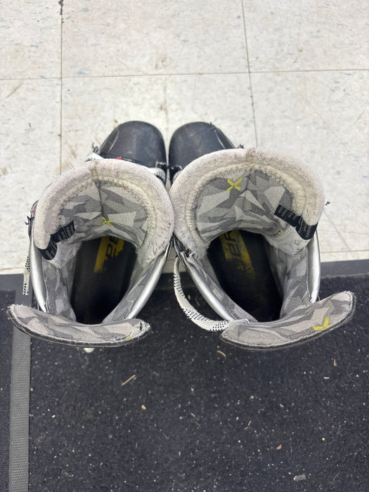 Used Bauer Vapor X3 Size 8.0D Skates