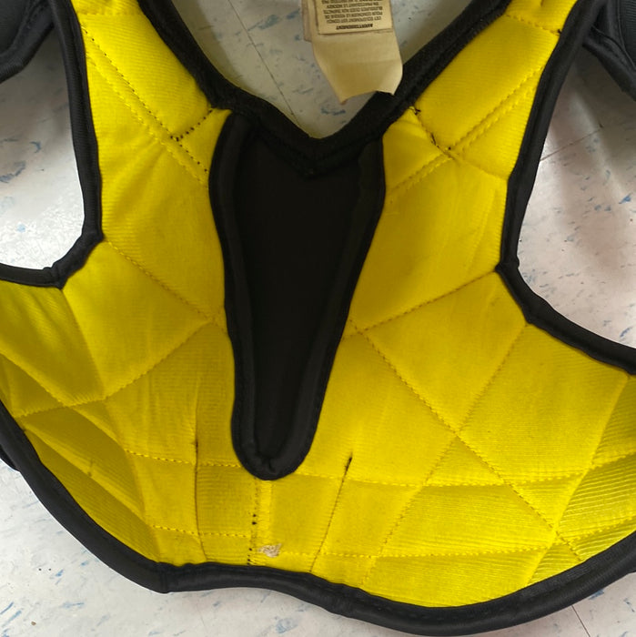 Used CCM Ultra Tacks 2.0 Junior Medium Shoulder Pads