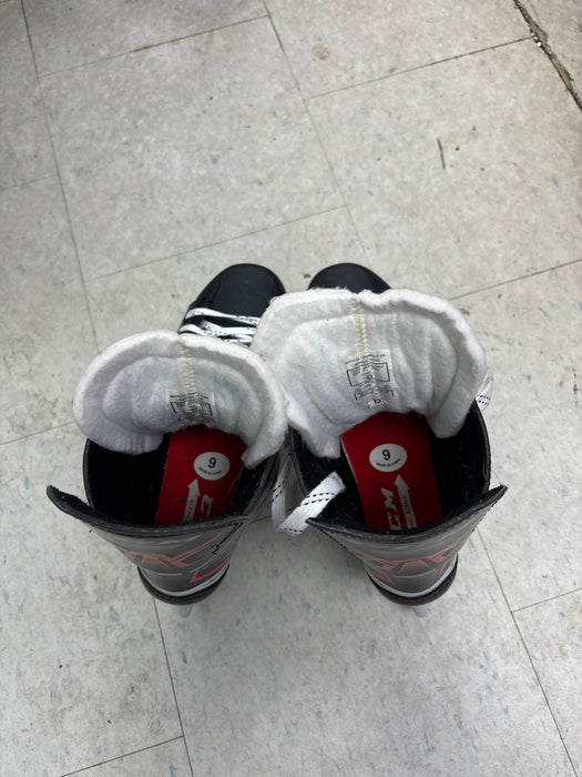 Used CCM JetSpeed FT345 Size 9.0 Skates