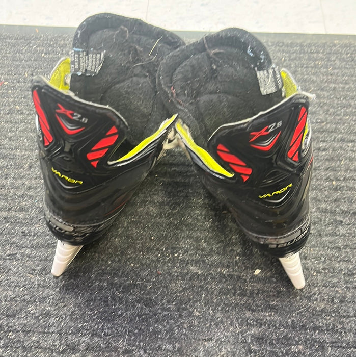 Used Bauer Vapor X2.6 Size 4 Player Skates