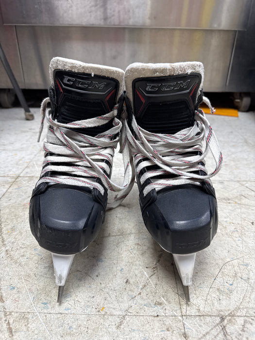 Used CCM JetSpeed FT480 Goalie Skates Size 5.0D