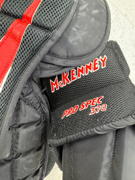 Used McKenney Pro Spec 370 Chest Protector Junior Medium