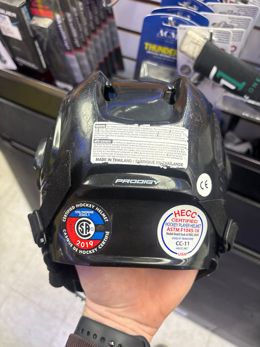 Used Bauer Prodigy Youth Helmet