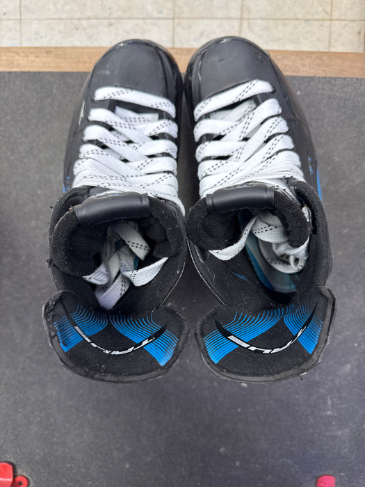 Used True TF7 6.5 Player Skates