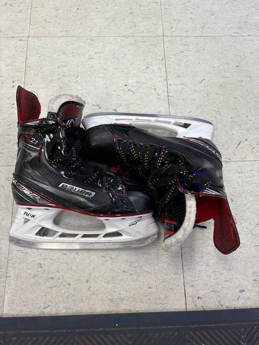 Used Bauer Vapor x2.7 Size 4.0 D Skates