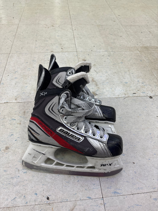 Used Bauer Vapor x1.0 Size 2.0R Skates