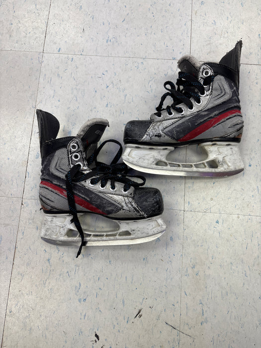 Used Bauer Vapor X3.0 13 D Player Skates