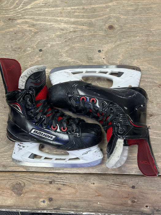 Used Bauer Vapor X800 Size 1.5 Skates