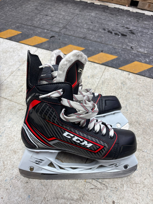 Used CCM JetSpeed FT360 Size 4.0 Skates