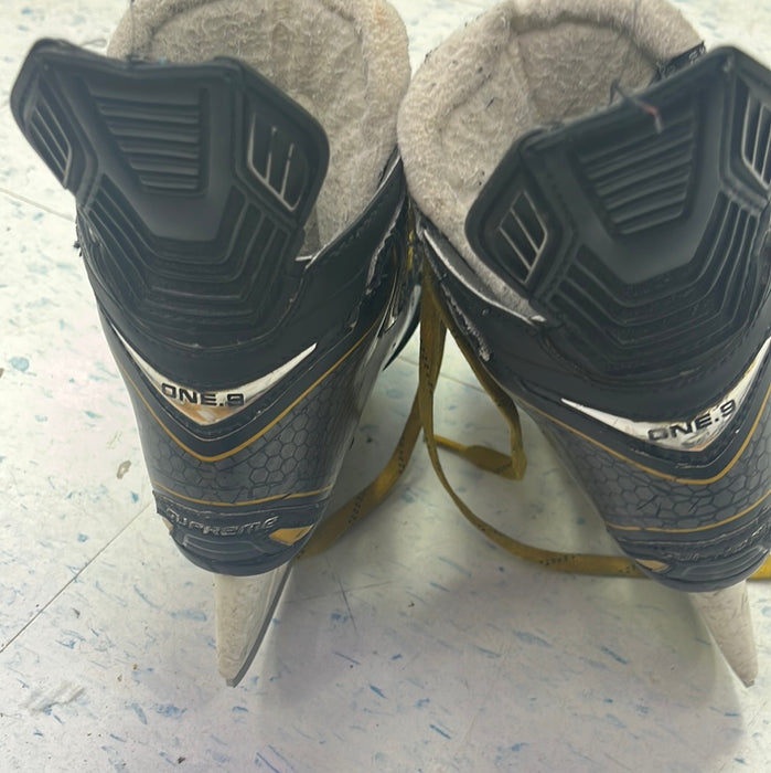 Used Bauer Supreme One.9 Size 11.5 Youth Player Skates