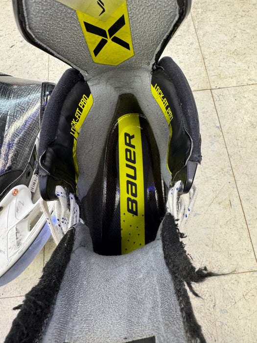 Used Custom Bauer Vapor Hyperlite2 Skates 8.5 D