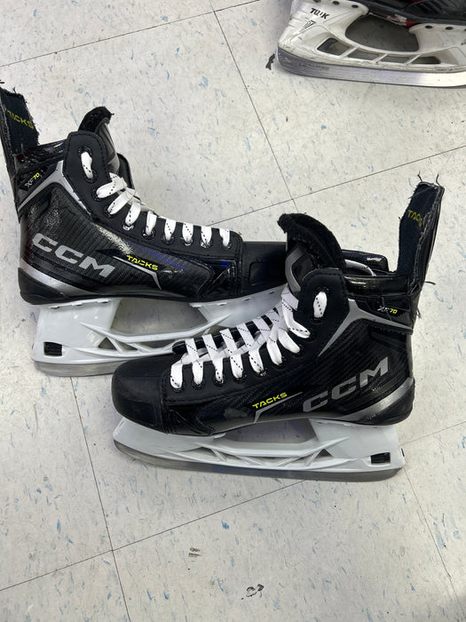 Used CCM Tacks XF70 Senior Player Skates 7.5EE