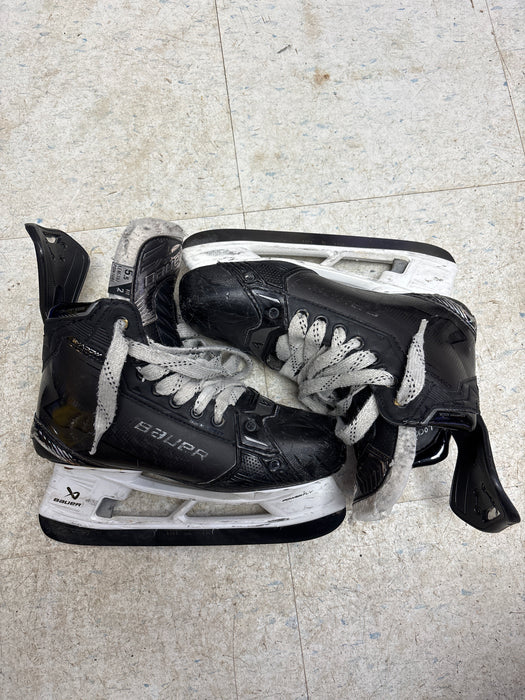Used Bauer Supreme Shadow Size 5.5 Fit 2 Skates