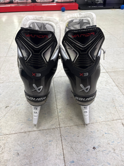 Used Bauer Vapor X3 Size 9.5 EE Skate