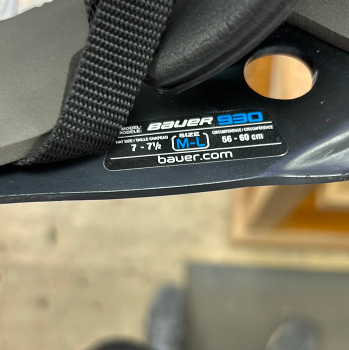 Used Bauer Profile 930 Senior Medium/Large Goal Mask