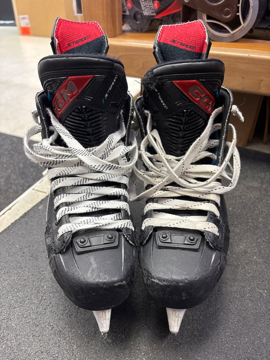 Used CCM JetSpeed Control Size 3.5R Skates