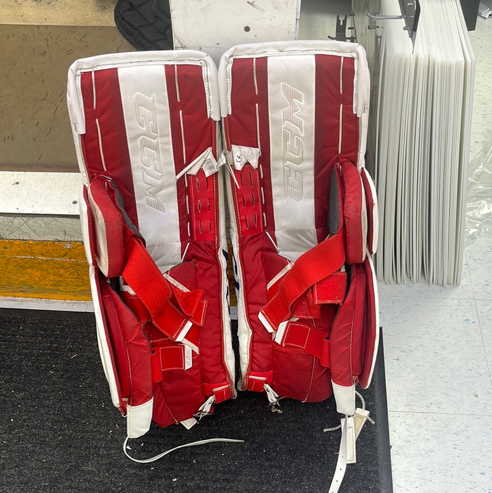Used CCM EFlex 5.5 28+1 Goal Pads