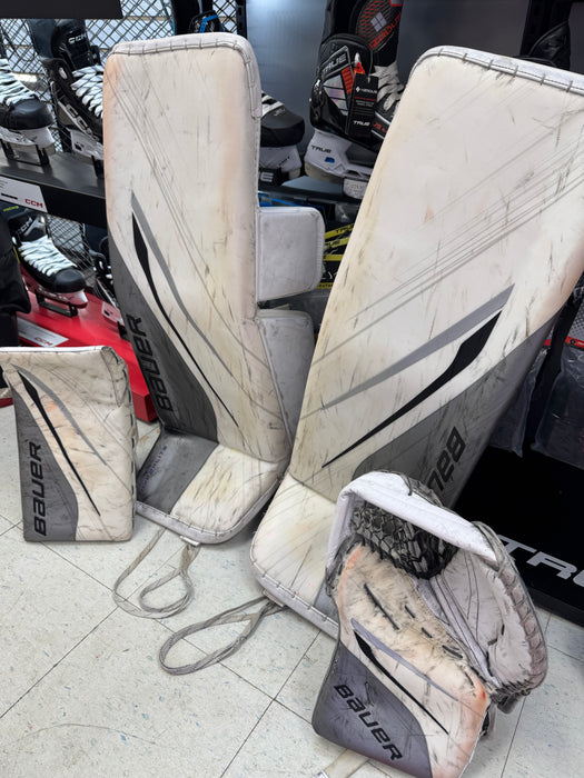 Used Bauer Hyperlite2 Goalie Full Set Leg Pads, Catcher, Blocker