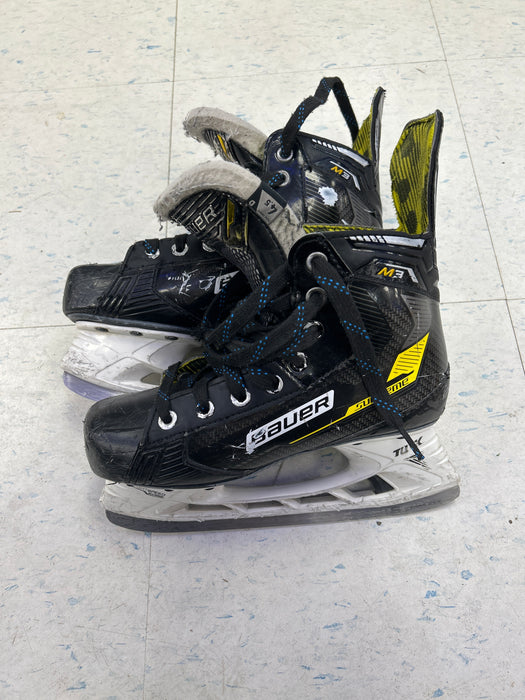 Used Bauer Supreme M3 Player Skates
