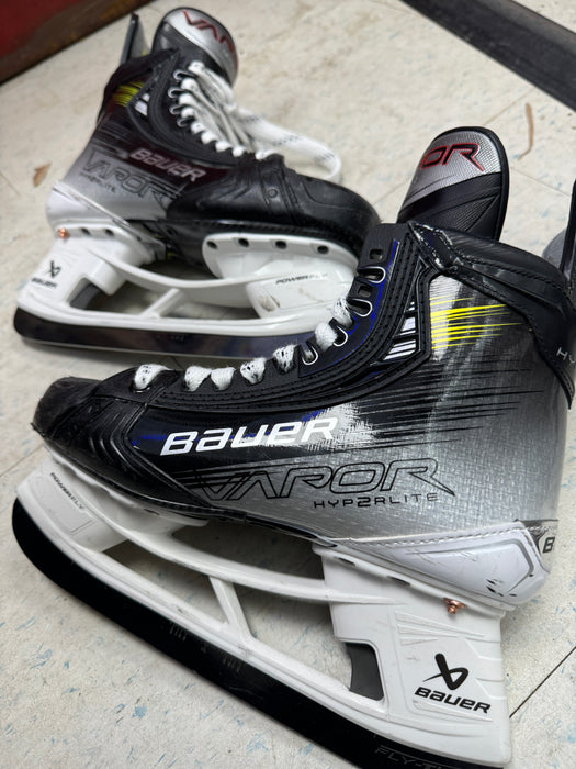 Used Bauer Hyperlite2 Senior Skates Size 7.0 Fit 2