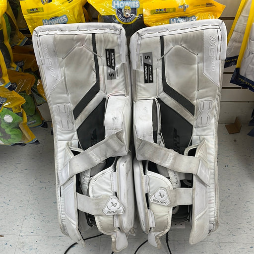 Used Bauer M5 Pro Intermediate Small 30+1” Goalie Pads