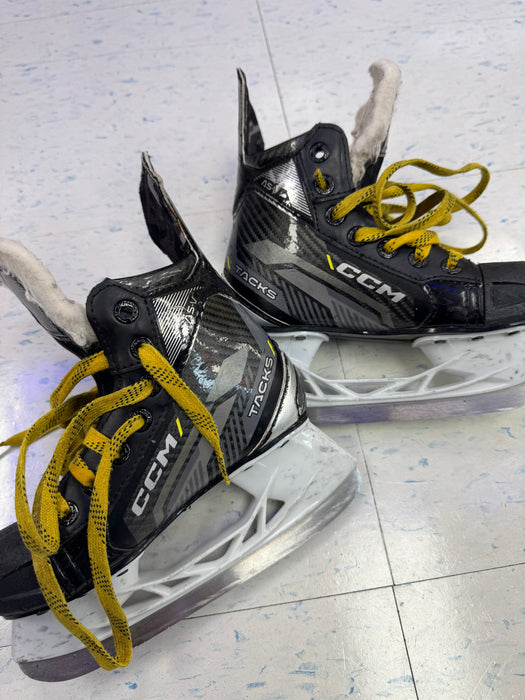 Used CCM Tacks AS-V Skates 12.0