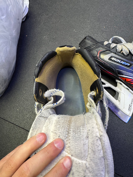 Used Bauer X2.9 Goalie Skates 5.5EE