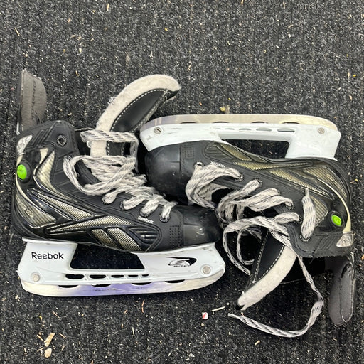 Used Reebok 12K Size 3.5EE Player Skates