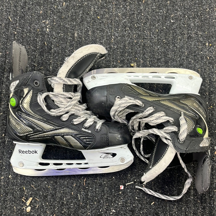 Used Reebok 12K Size 3.5EE Player Skates