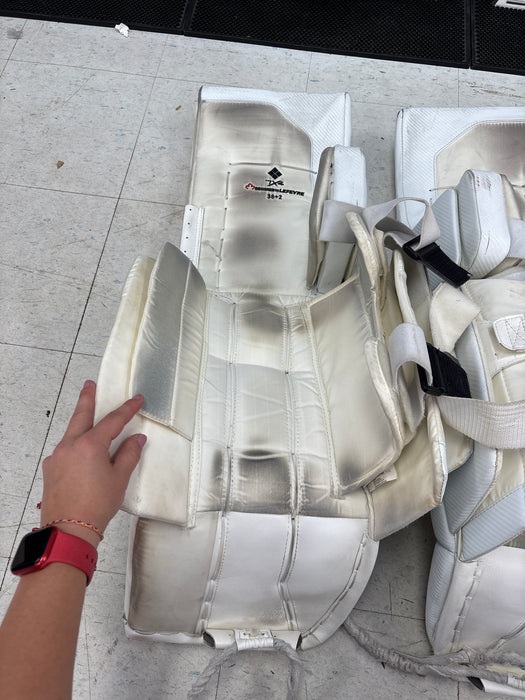 Used True Hzrdus 7X4 36"+2" Leg Pads