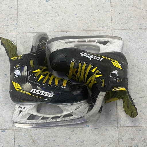 Used Bauer Supreme M4 Size 1 Player Skates