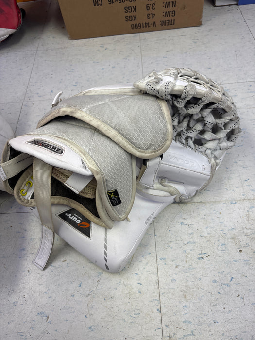 Used Bauer Vapor Hyperlite Senior Catcher and Blocker Set