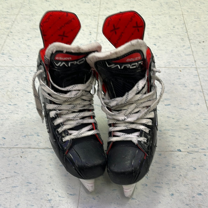 Used Bauer Vapor X3.7 Size 4.5 Player Skates