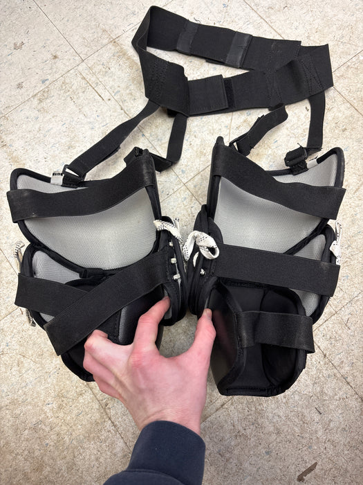 Used Vaughn V7 Pro XR Senior Knee Guards