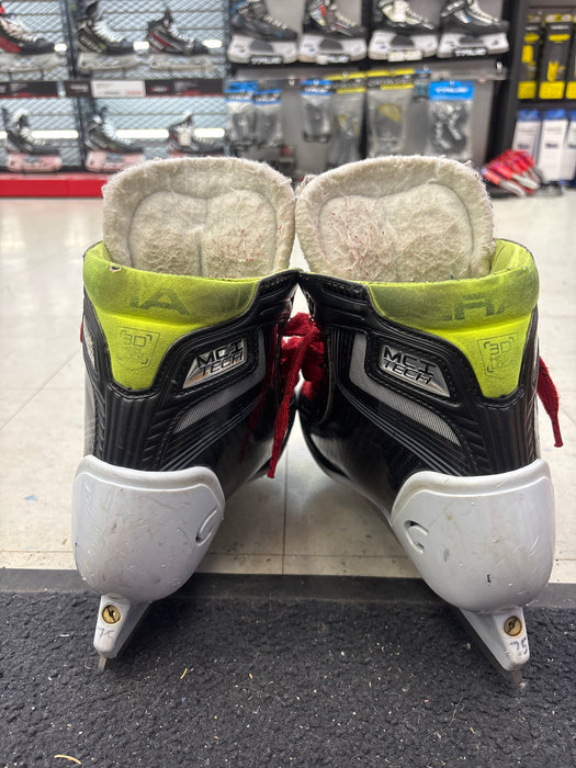 Used Graf Ultra G9035 Size 7.5 Senior Goal Skates