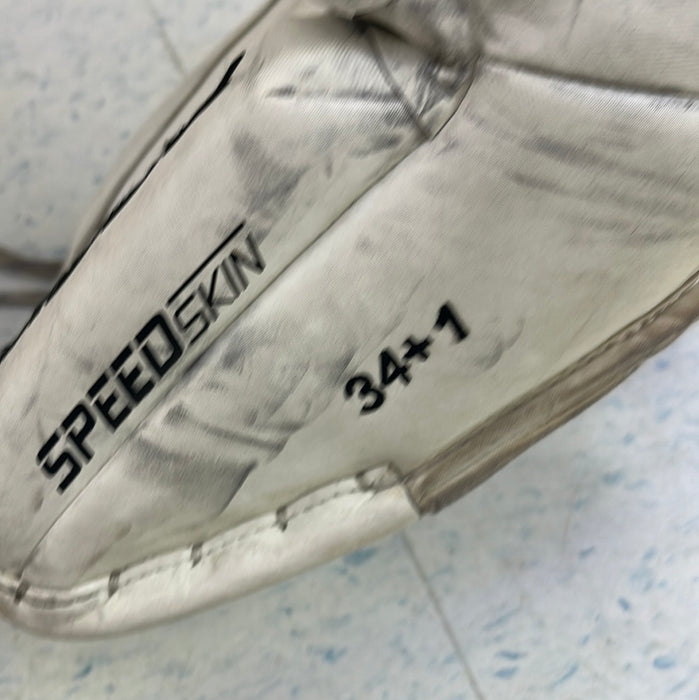 Used CCM EFlex 5.9 34+1 Goal Pads