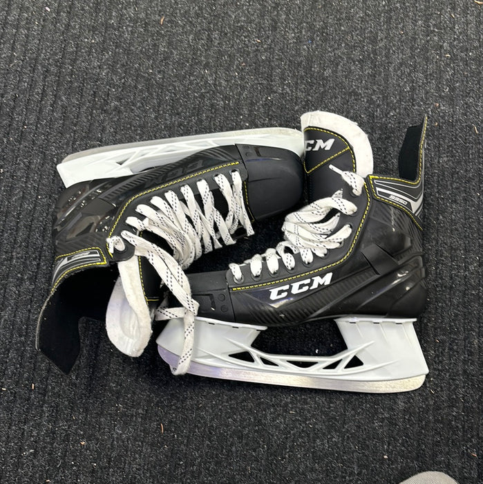 Used CCM Tacks 9350 Size 9.0 Skates