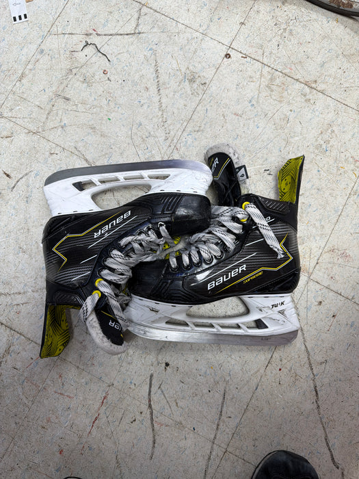 Used Bauer Supreme M30 Size 6.0D Skates