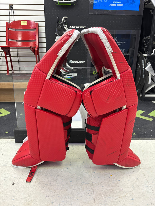 Used Vaughn VE8 Pro Carbon 34+2 Senior Goal Pads