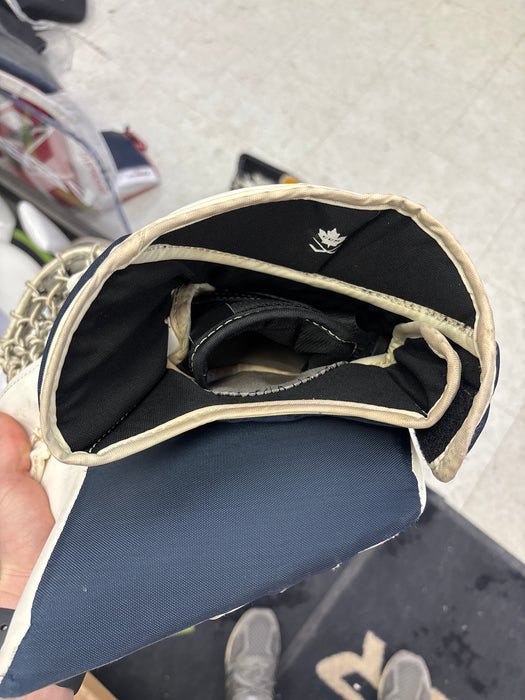 Used CCM Axis 1.9 Senior Catcher Full Right