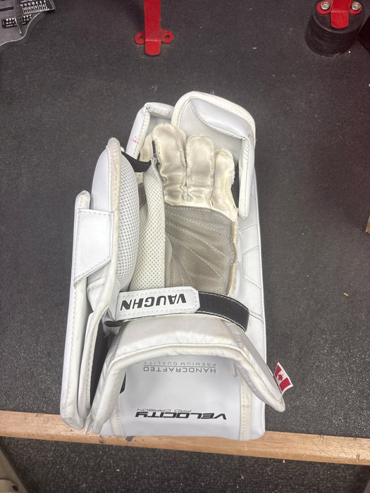 Used Vaughn Velocity V10 Pro Carbon Goalie Blocker Left Hand Size Senior