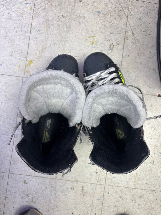 Used Graf Supra 703 Size 7.5 Skates