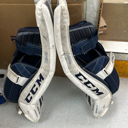 Used CCM P2.9 32+1 Goal Pads