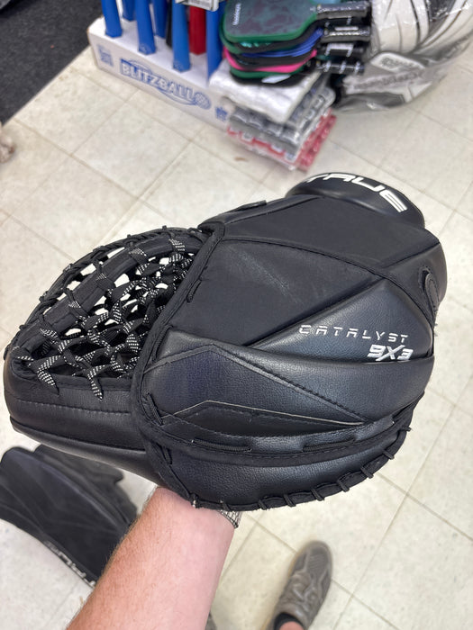 Used True Catalyst 9x3 Senior Catcher and Blocker Set