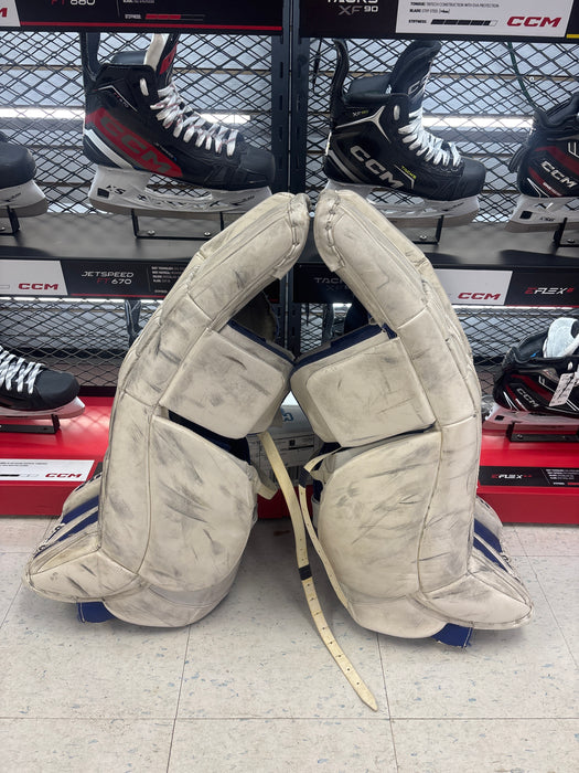 Used CCM E3.9 Goal Leg Pad Intermediate Size 29+1”